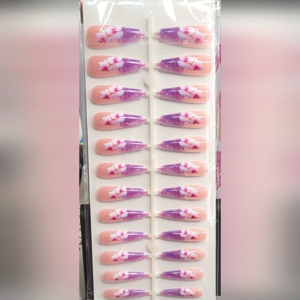 Press-On Nails - Pink and Purple Floral
